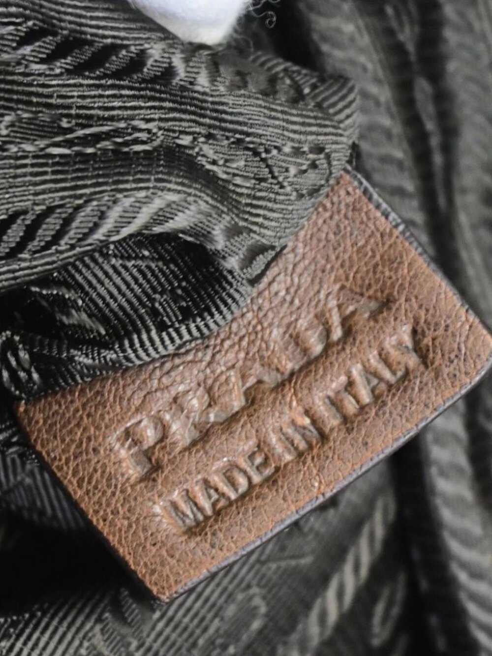 PRADA Logo Crossbody Messenger Shoulder Bag Leather Brown GHW Italy 87KD156 - Picture 10 of 14